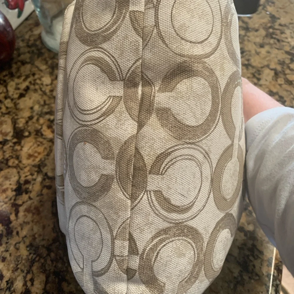 Coach Beige and Cream Double C Patterned Shoulder Bag - Picture 6 of 13